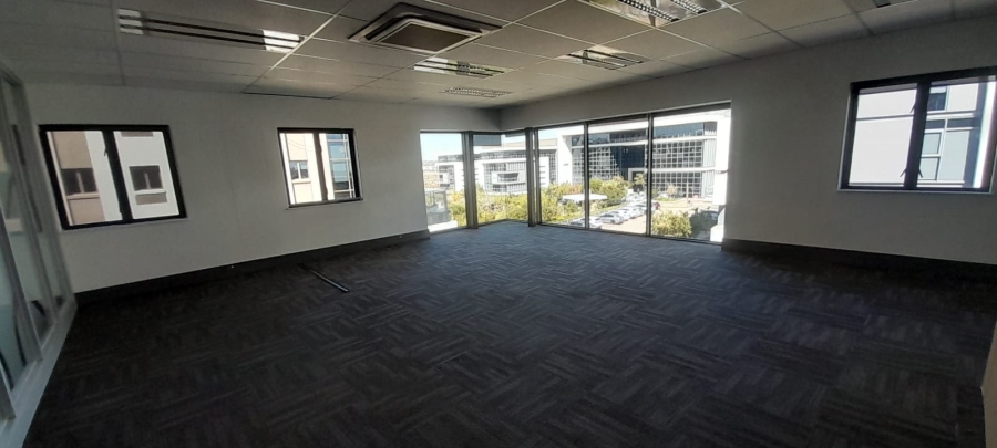 To Let Commercial Property for Rent in Vorna Valley Gauteng