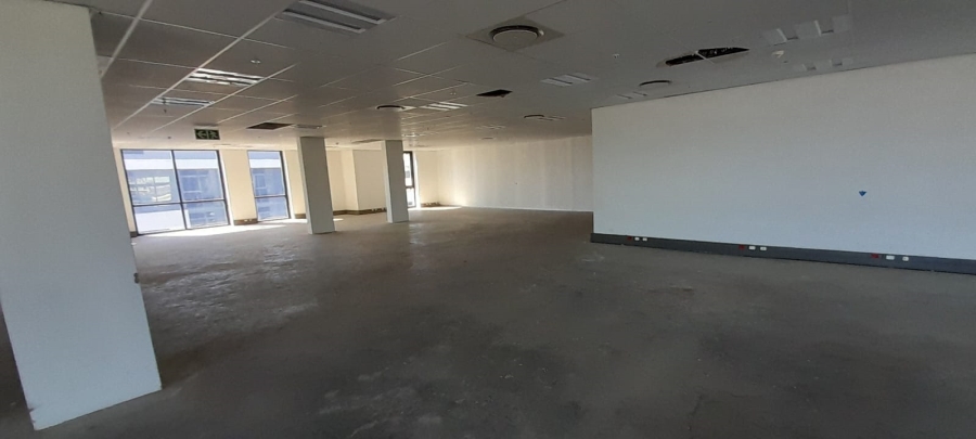 To Let Commercial Property for Rent in Vorna Valley Gauteng