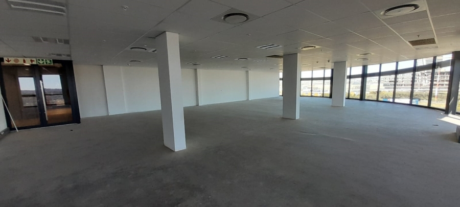 To Let Commercial Property for Rent in Vorna Valley Gauteng