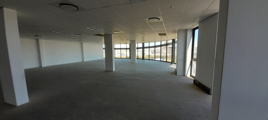 To Let Commercial Property for Rent in Vorna Valley Gauteng