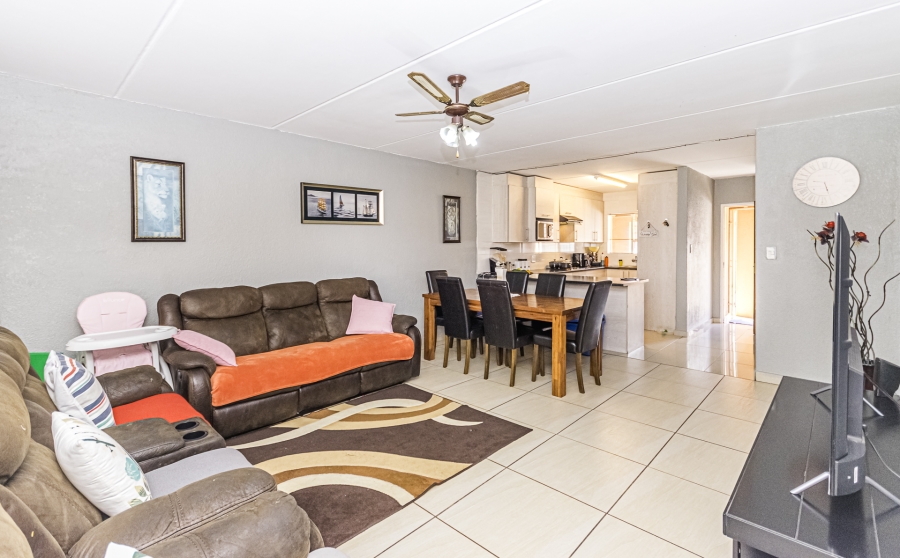 2 Bedroom Property for Sale in Florida Gauteng