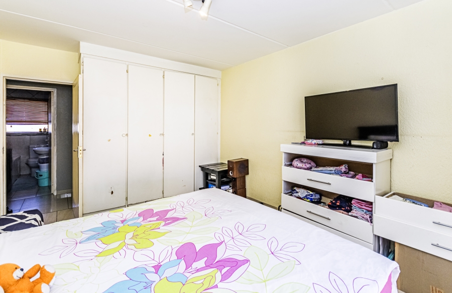 2 Bedroom Property for Sale in Florida Gauteng