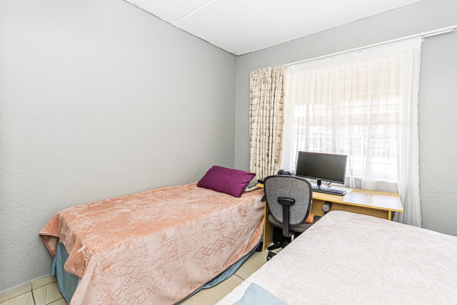 2 Bedroom Property for Sale in Florida Gauteng