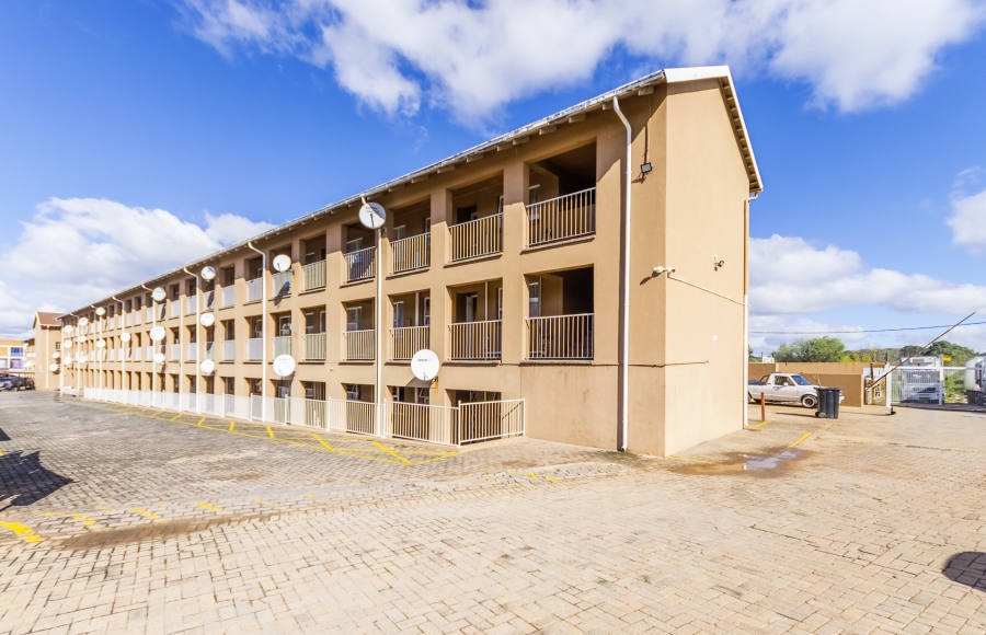 2 Bedroom Property for Sale in Florida Gauteng