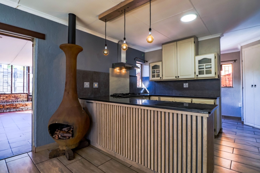 4 Bedroom Property for Sale in The Reeds Gauteng