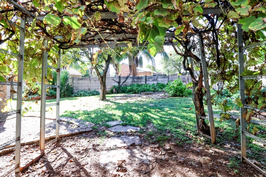 4 Bedroom Property for Sale in The Reeds Gauteng