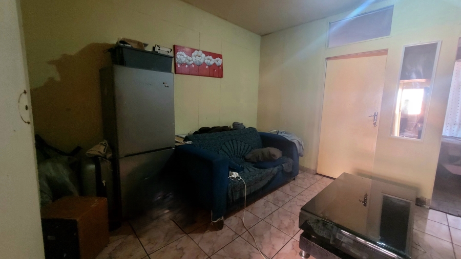 1 Bedroom Property for Sale in Pretoria Central Gauteng