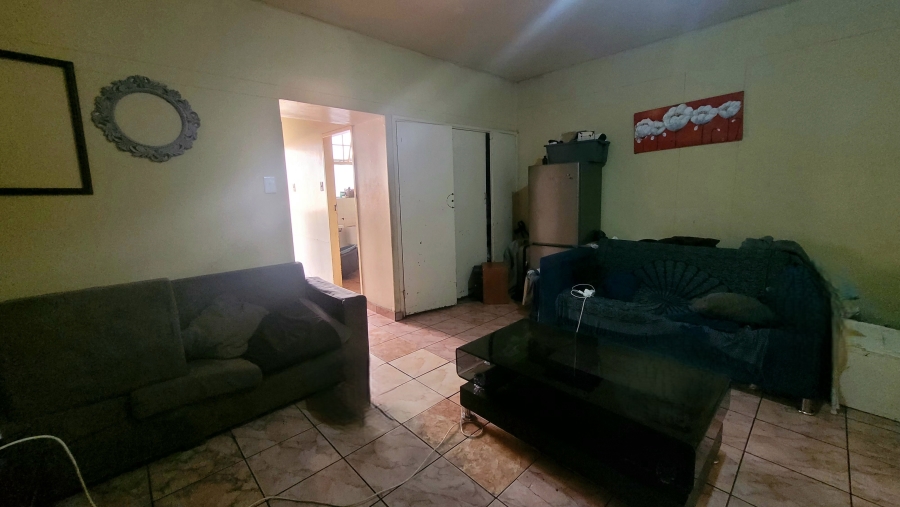 1 Bedroom Property for Sale in Pretoria Central Gauteng