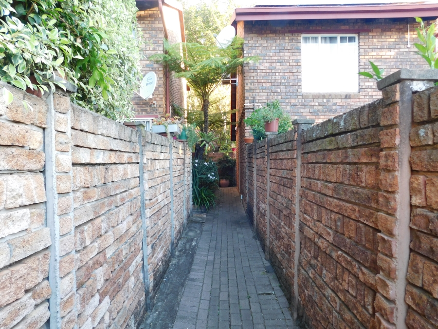 2 Bedroom Property for Sale in Kilner Park Gauteng