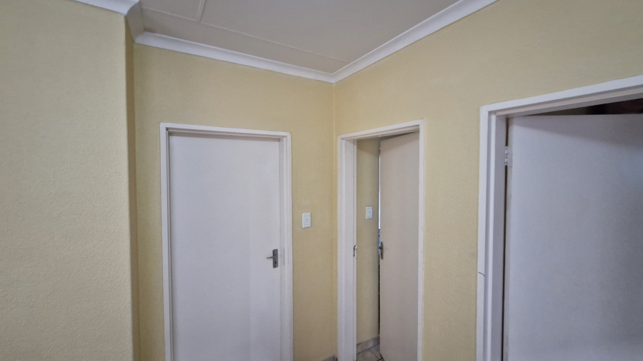 2 Bedroom Property for Sale in Salfin Gauteng