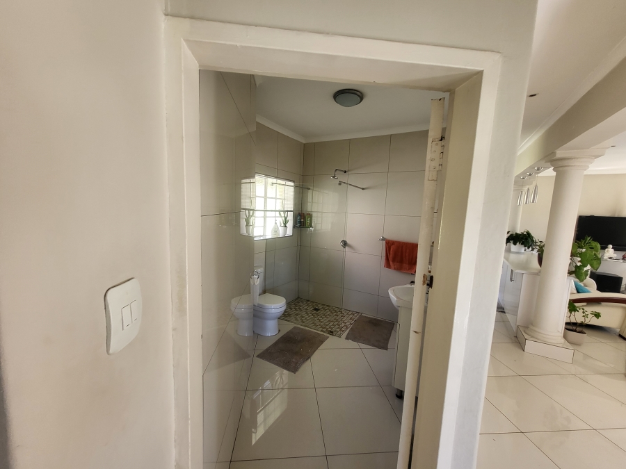 3 Bedroom Property for Sale in Mondeor Gauteng