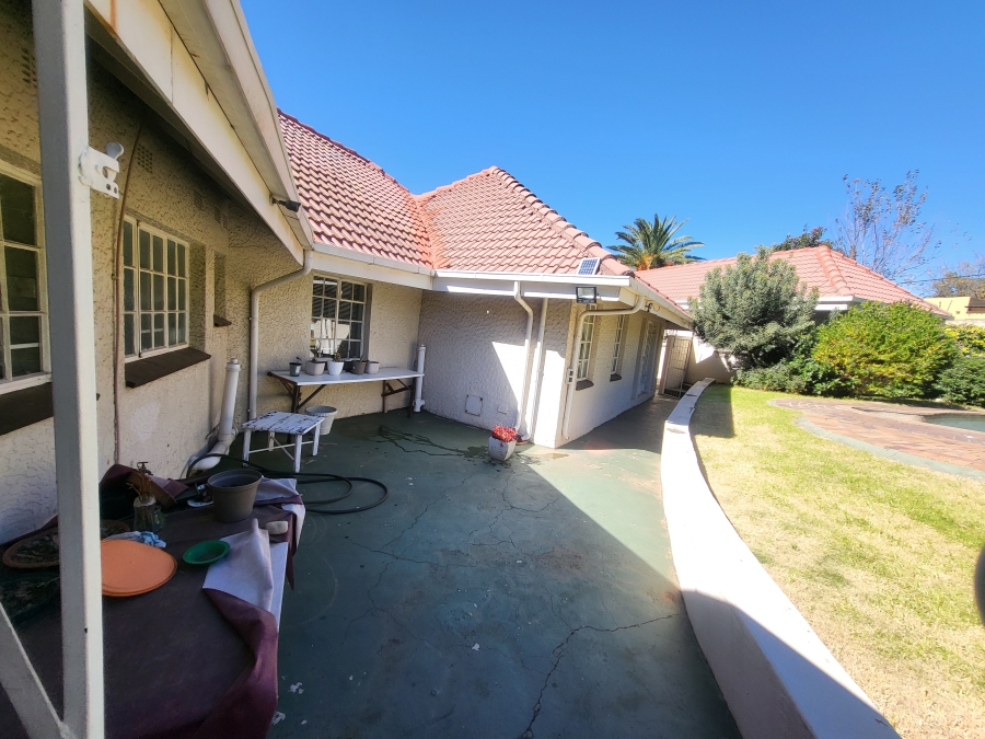 3 Bedroom Property for Sale in Mondeor Gauteng