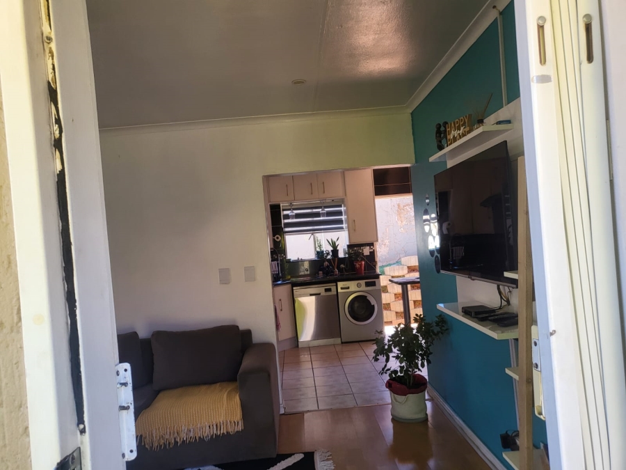 3 Bedroom Property for Sale in Mondeor Gauteng
