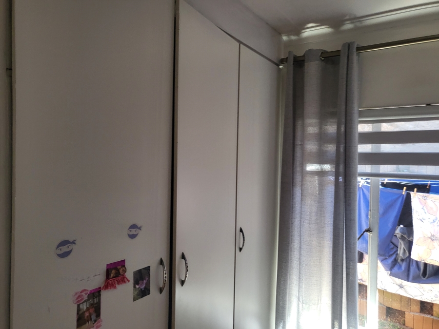 3 Bedroom Property for Sale in Mondeor Gauteng