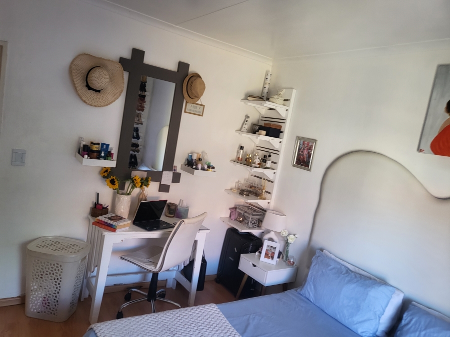 3 Bedroom Property for Sale in Mondeor Gauteng
