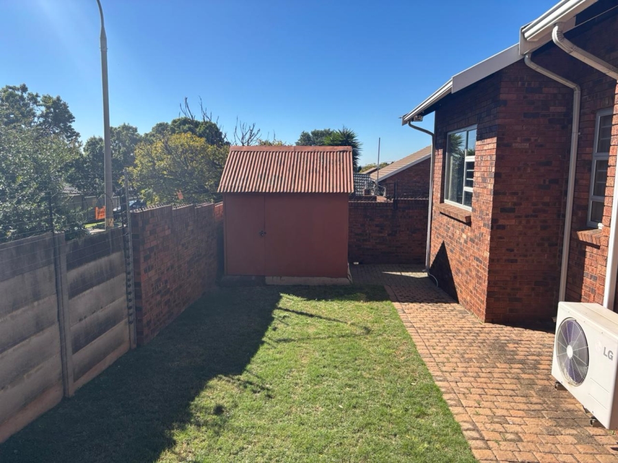 3 Bedroom Property for Sale in Mayberry Park Gauteng