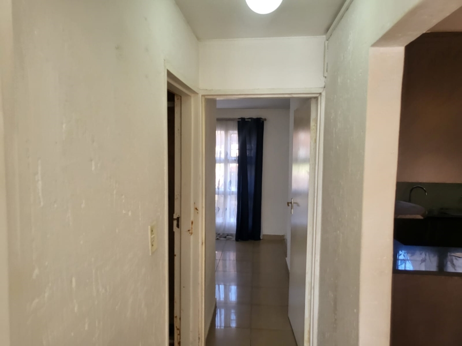 2 Bedroom Property for Sale in Mondeor Gauteng