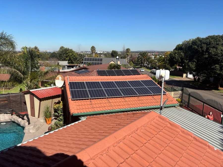 3 Bedroom Property for Sale in Verwoerdpark Gauteng