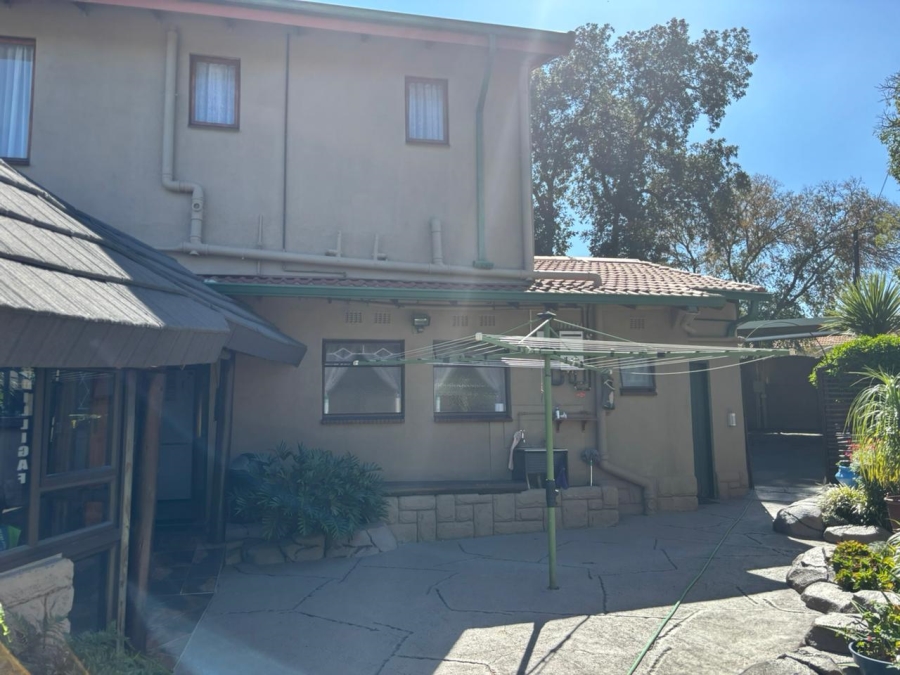 3 Bedroom Property for Sale in Verwoerdpark Gauteng