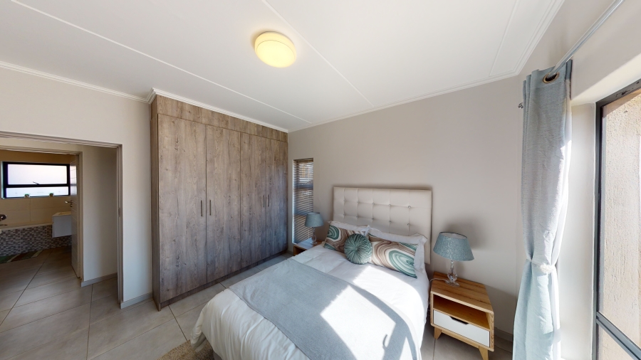 2 Bedroom Property for Sale in Glen Marais Gauteng
