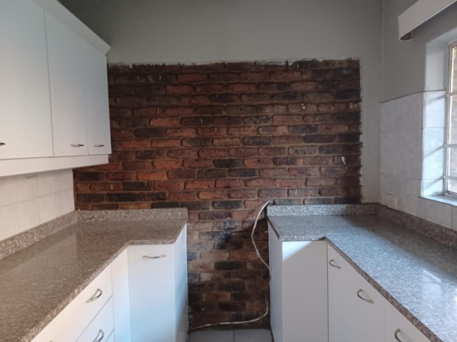 2 Bedroom Property for Sale in Kempton Park Central Gauteng