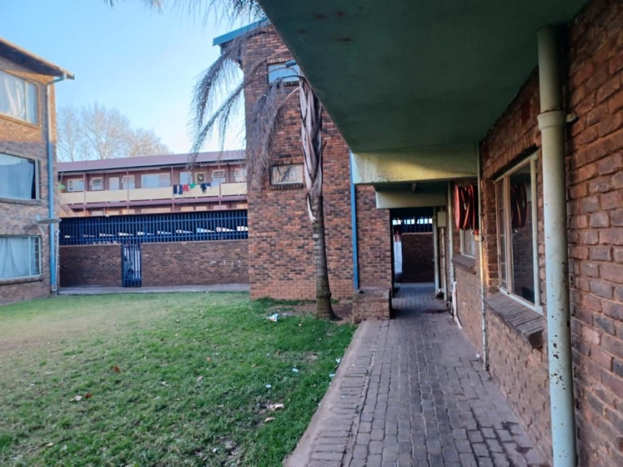 2 Bedroom Property for Sale in Kempton Park Central Gauteng