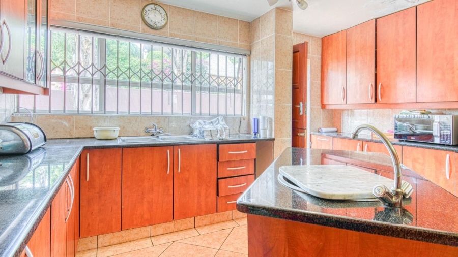 3 Bedroom Property for Sale in Glenvista Gauteng