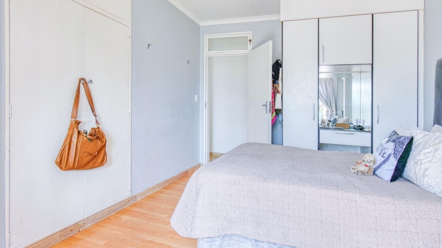 3 Bedroom Property for Sale in Glenvista Gauteng