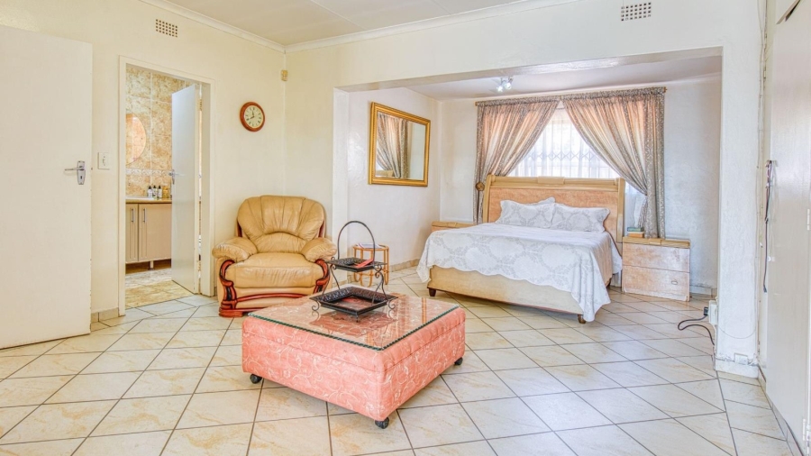 3 Bedroom Property for Sale in Glenvista Gauteng