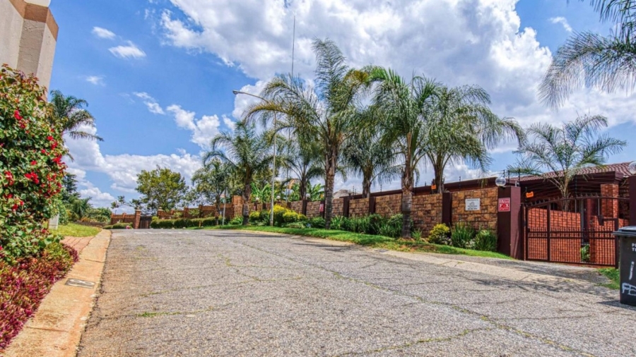 3 Bedroom Property for Sale in Glenvista Gauteng