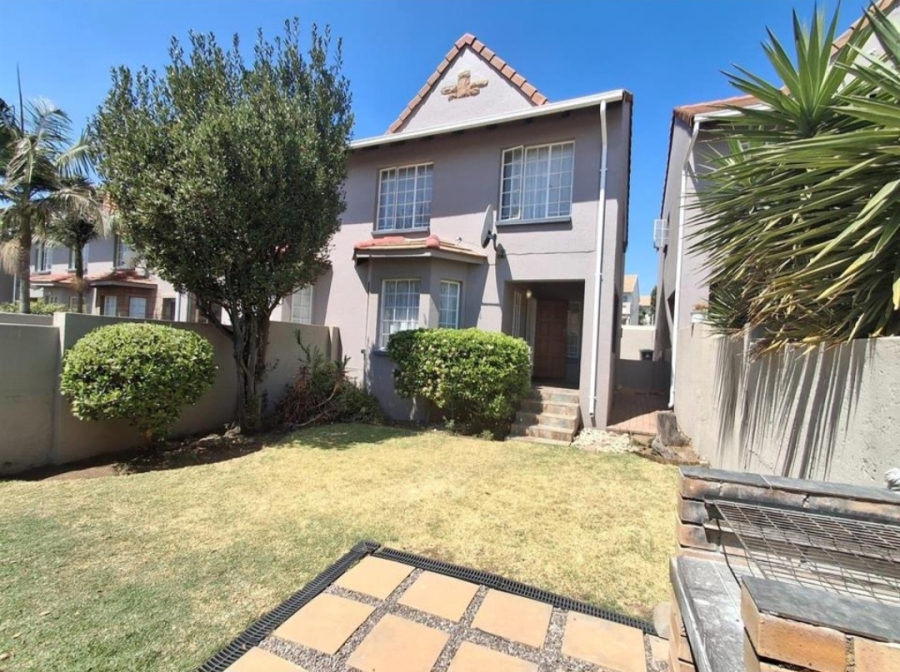 3 Bedroom Property for Sale in Eden Glen Gauteng