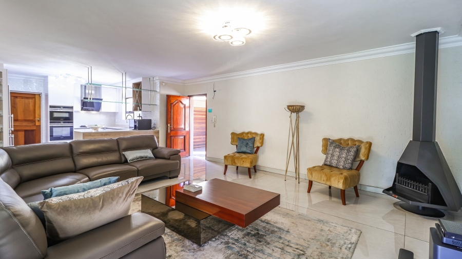 3 Bedroom Property for Sale in Sunninghill Gauteng