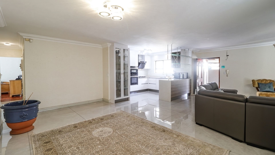 3 Bedroom Property for Sale in Sunninghill Gauteng