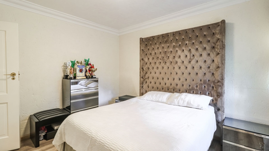 3 Bedroom Property for Sale in Sunninghill Gauteng