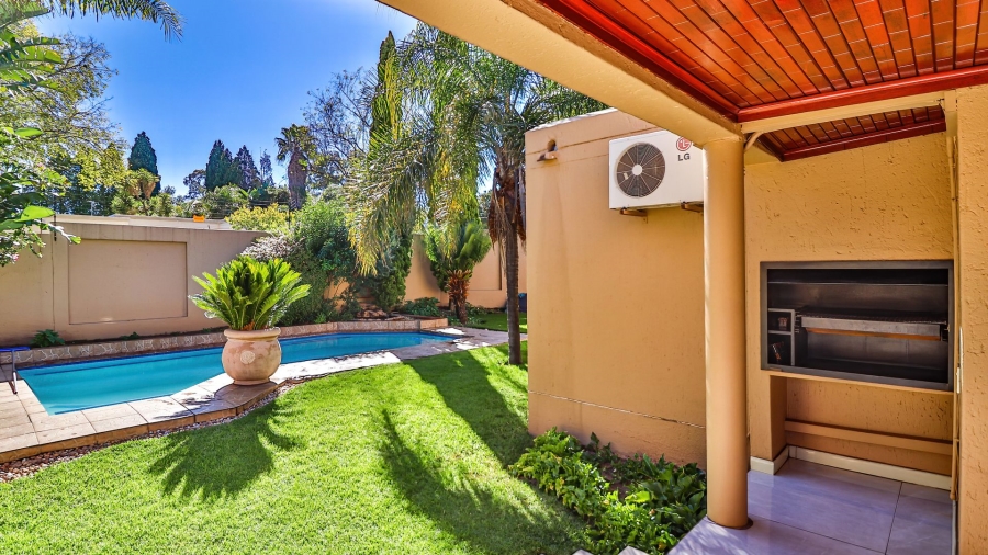 3 Bedroom Property for Sale in Sunninghill Gauteng