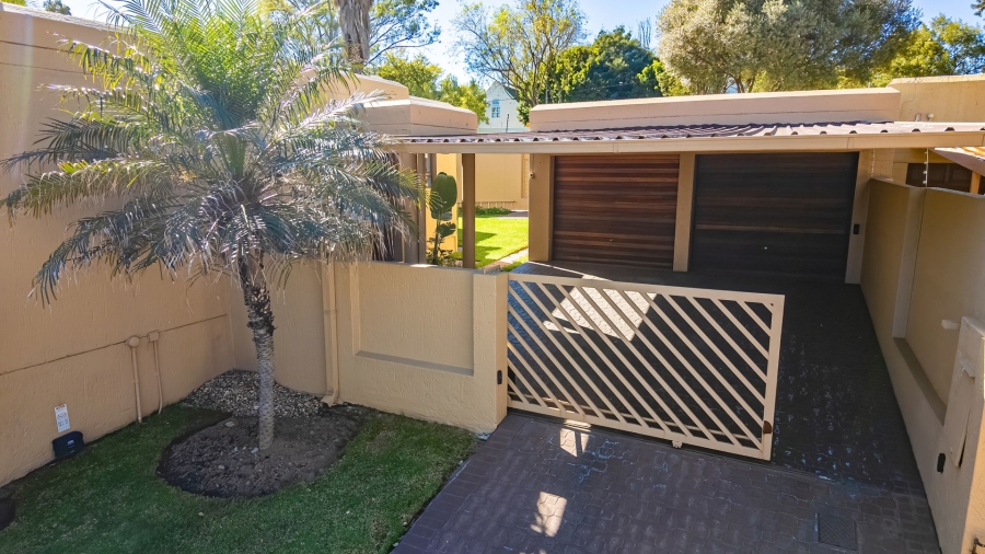 3 Bedroom Property for Sale in Sunninghill Gauteng