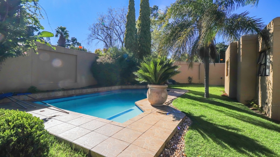 3 Bedroom Property for Sale in Sunninghill Gauteng