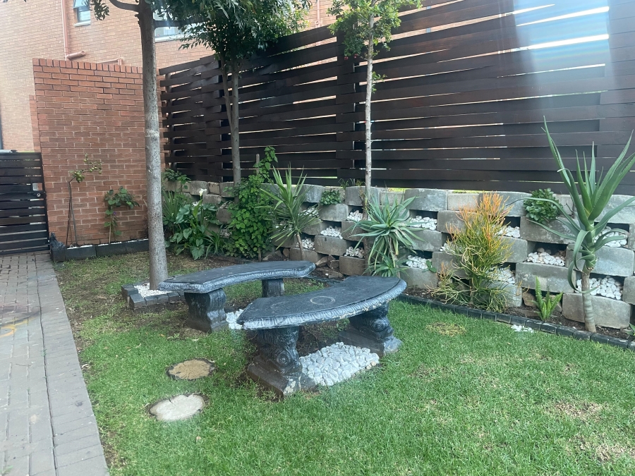 3 Bedroom Property for Sale in Linbro Park Gauteng