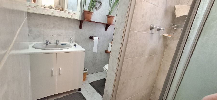 3 Bedroom Property for Sale in Mountain View Gauteng