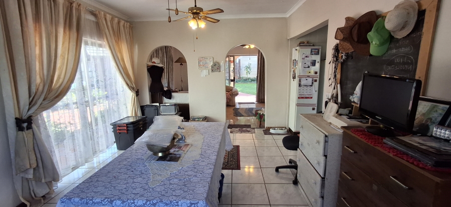 6 Bedroom Property for Sale in Mountain View Gauteng