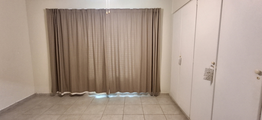 6 Bedroom Property for Sale in Mountain View Gauteng
