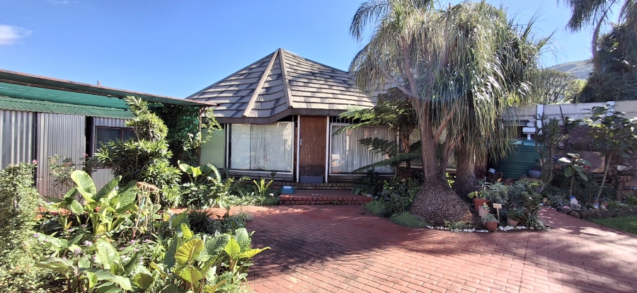 6 Bedroom Property for Sale in Mountain View Gauteng