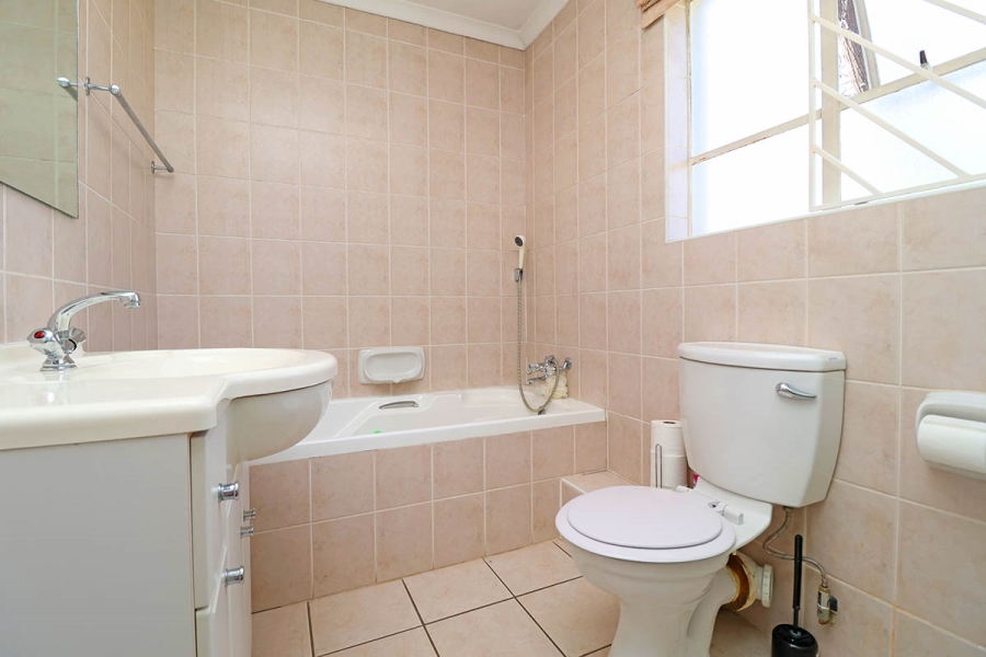 3 Bedroom Property for Sale in Glenhazel Gauteng