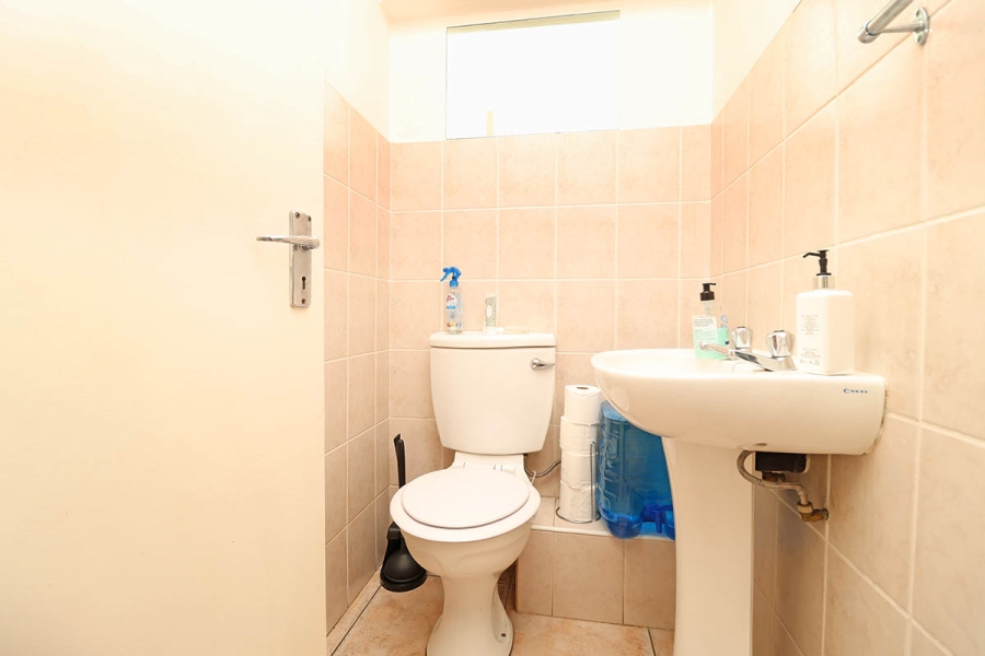 3 Bedroom Property for Sale in Glenhazel Gauteng