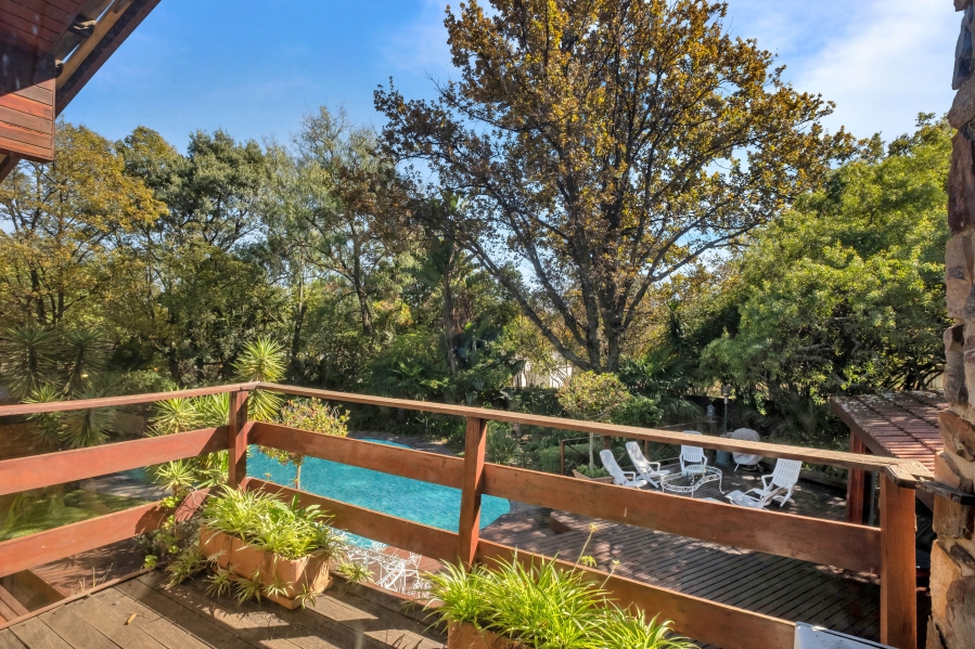 5 Bedroom Property for Sale in Morningside Manor Gauteng