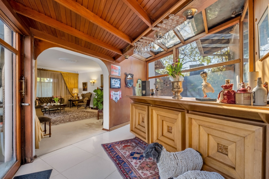 5 Bedroom Property for Sale in Morningside Manor Gauteng