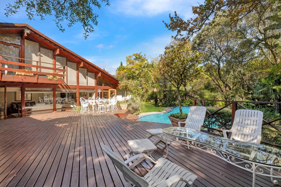 5 Bedroom Property for Sale in Morningside Manor Gauteng