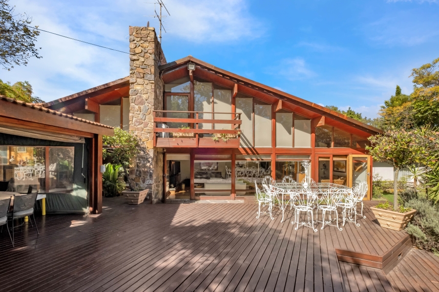 5 Bedroom Property for Sale in Morningside Manor Gauteng