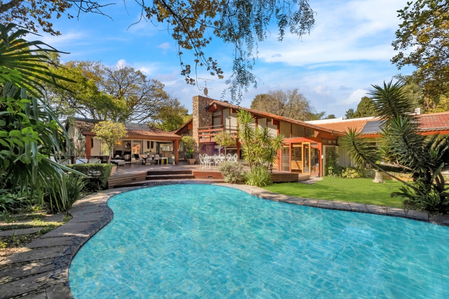 5 Bedroom Property for Sale in Morningside Manor Gauteng