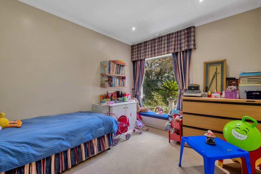 5 Bedroom Property for Sale in Morningside Manor Gauteng